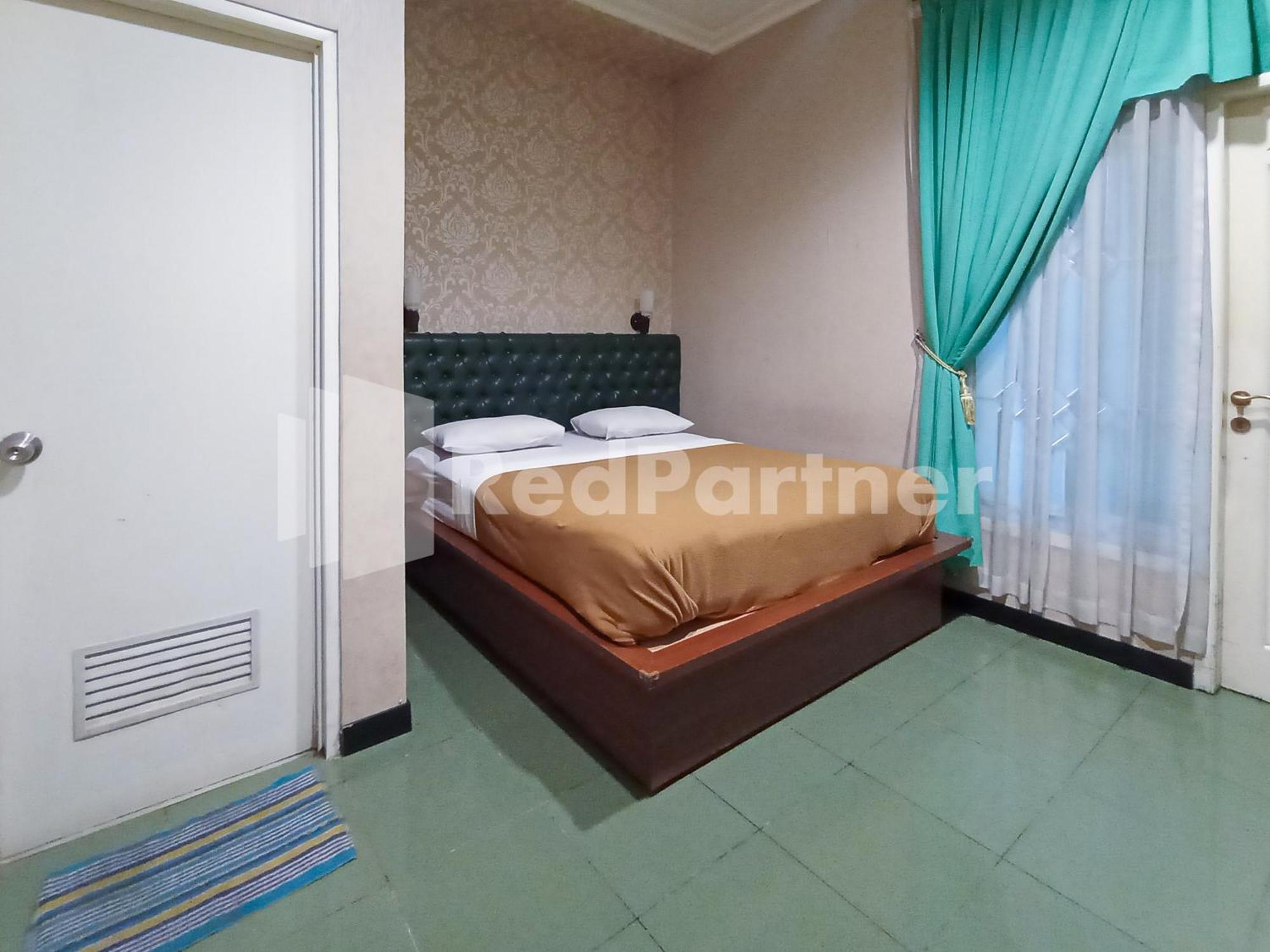 Nillo Hotel Kebumen Mitra Reddoorz Exterior foto